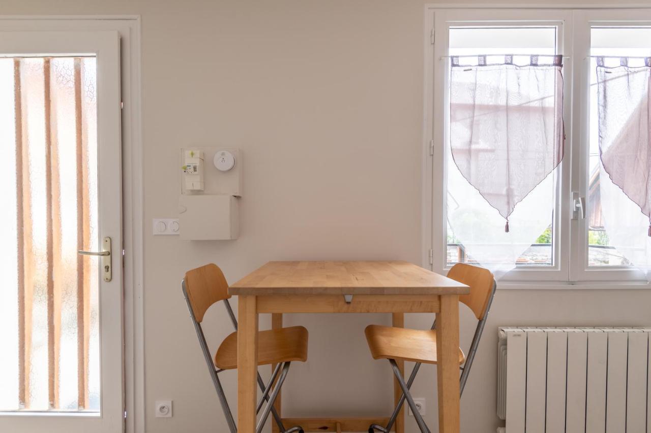 Appartement Lumineux Au Centre Du Village Saint-Felix  ภายนอก รูปภาพ